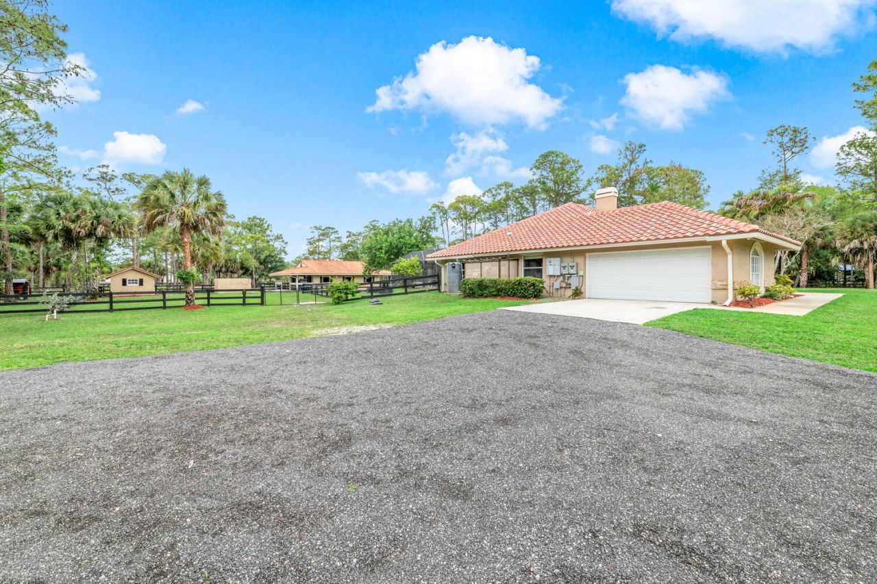 2559 Palm Deer Drive, Loxahatchee, FL 33470 Photo