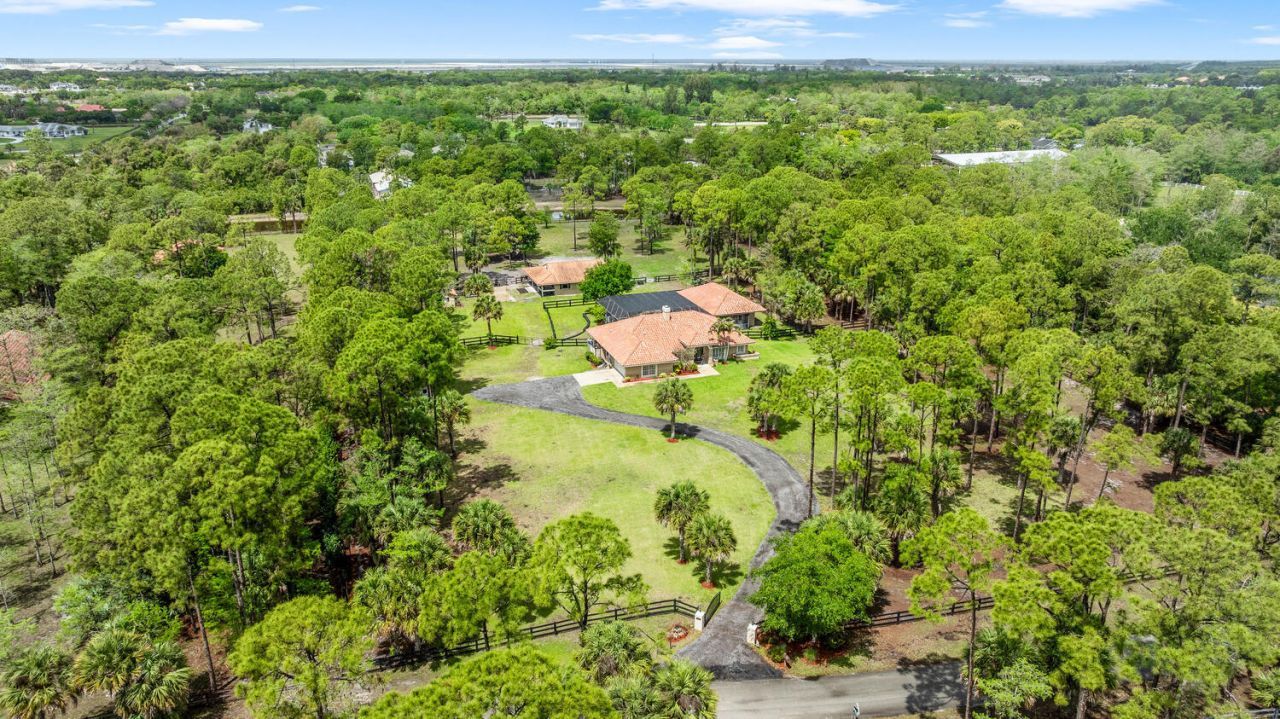 2559 Palm Deer Drive, Loxahatchee, FL 33470 Photo