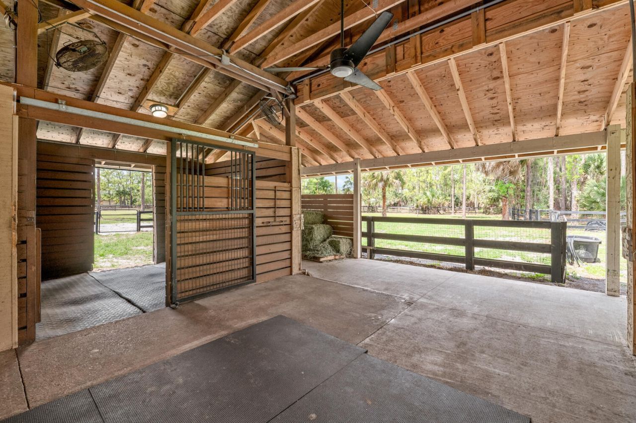 2559 Palm Deer Drive, Loxahatchee, FL 33470 Photo