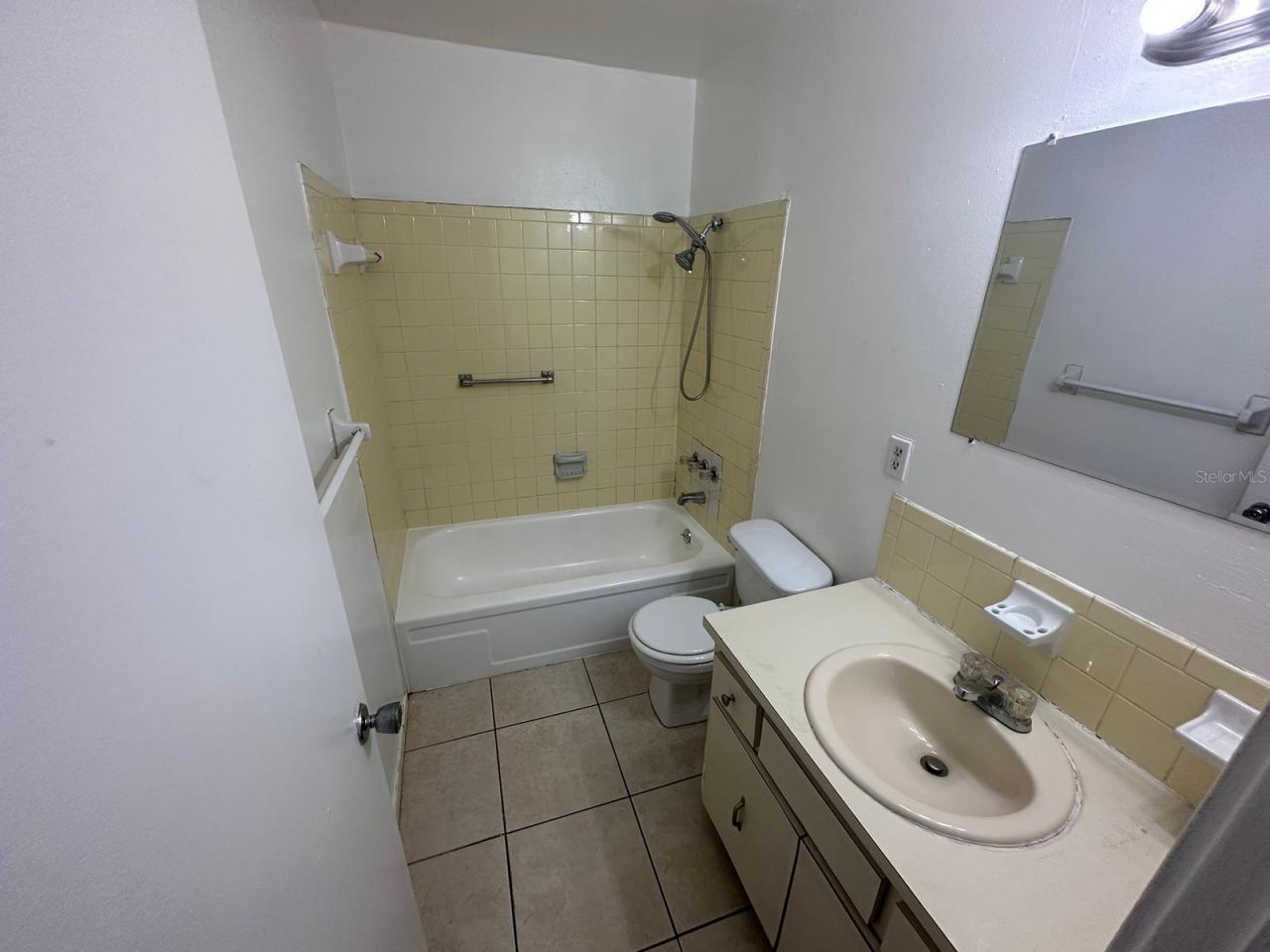 1830 Maravilla Avenue, Unit 202, Fort Myers, FL 33901 Photo