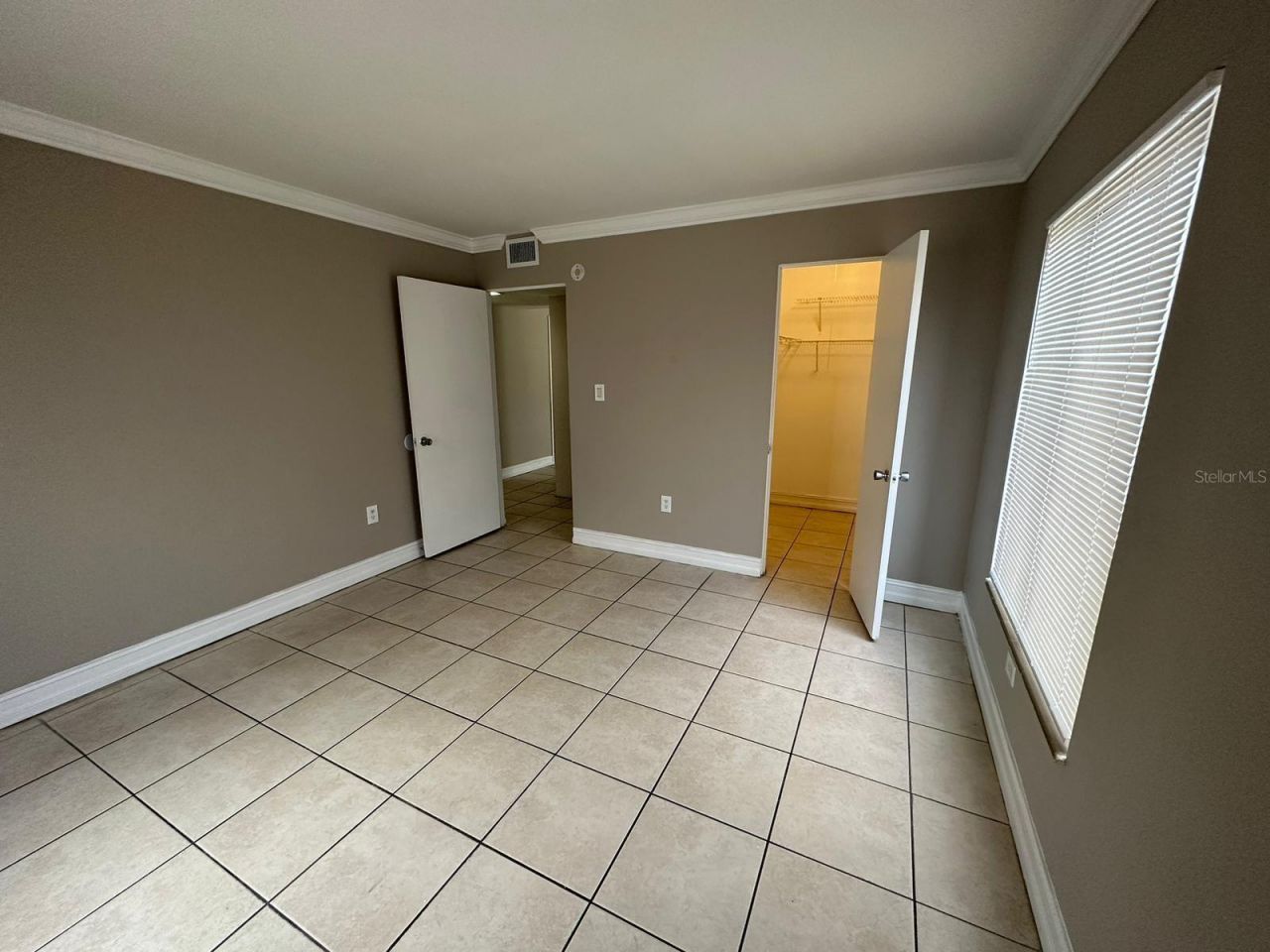 1830 Maravilla Avenue, Unit 202, Fort Myers, FL 33901 Photo