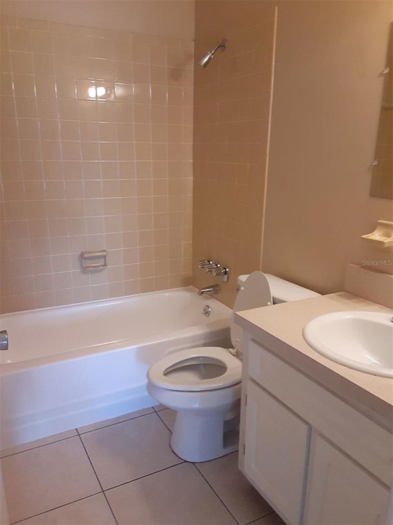 1830 Maravilla Avenue, Unit 607, Fort Myers, FL 33901 Photo