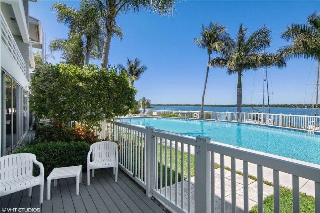 615 Dream Island Road, Unit 107, Longboat Key, FL 34228 Photo