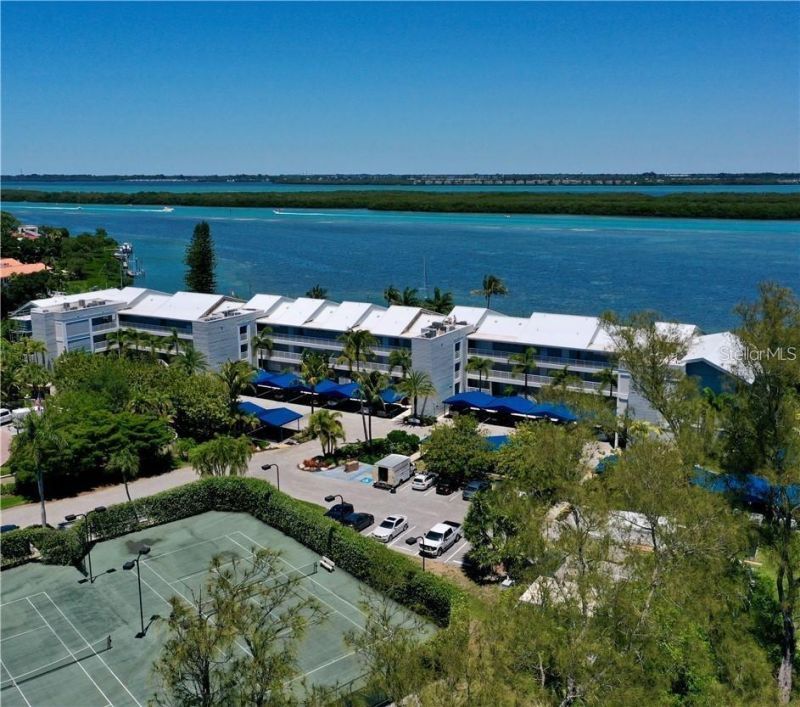 615 Dream Island Road, Unit 107, Longboat Key, FL 34228 Photo