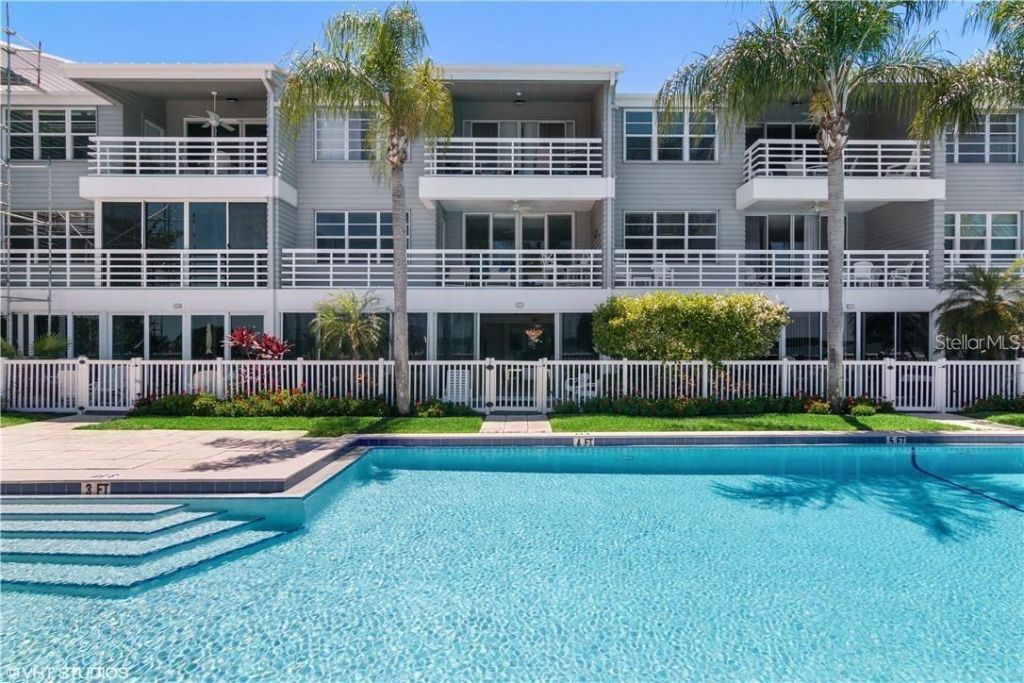 615 Dream Island Road, Unit 107, Longboat Key, FL 34228 Photo