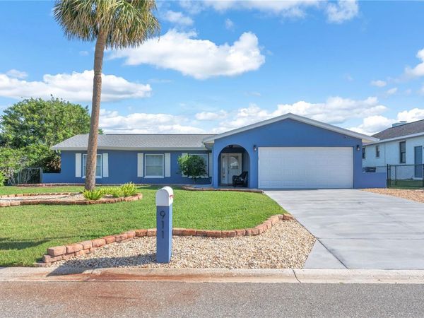 911 SILVER PALM WAY , APOLLO BEACH, FL 33572