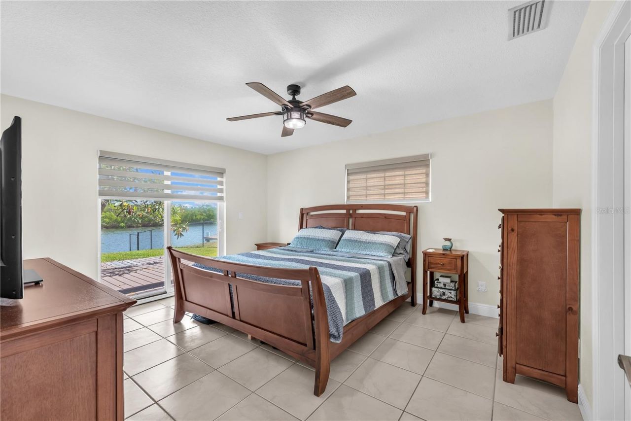 911 Silver Palm Way, Apollo Beach, FL 33572 Photo