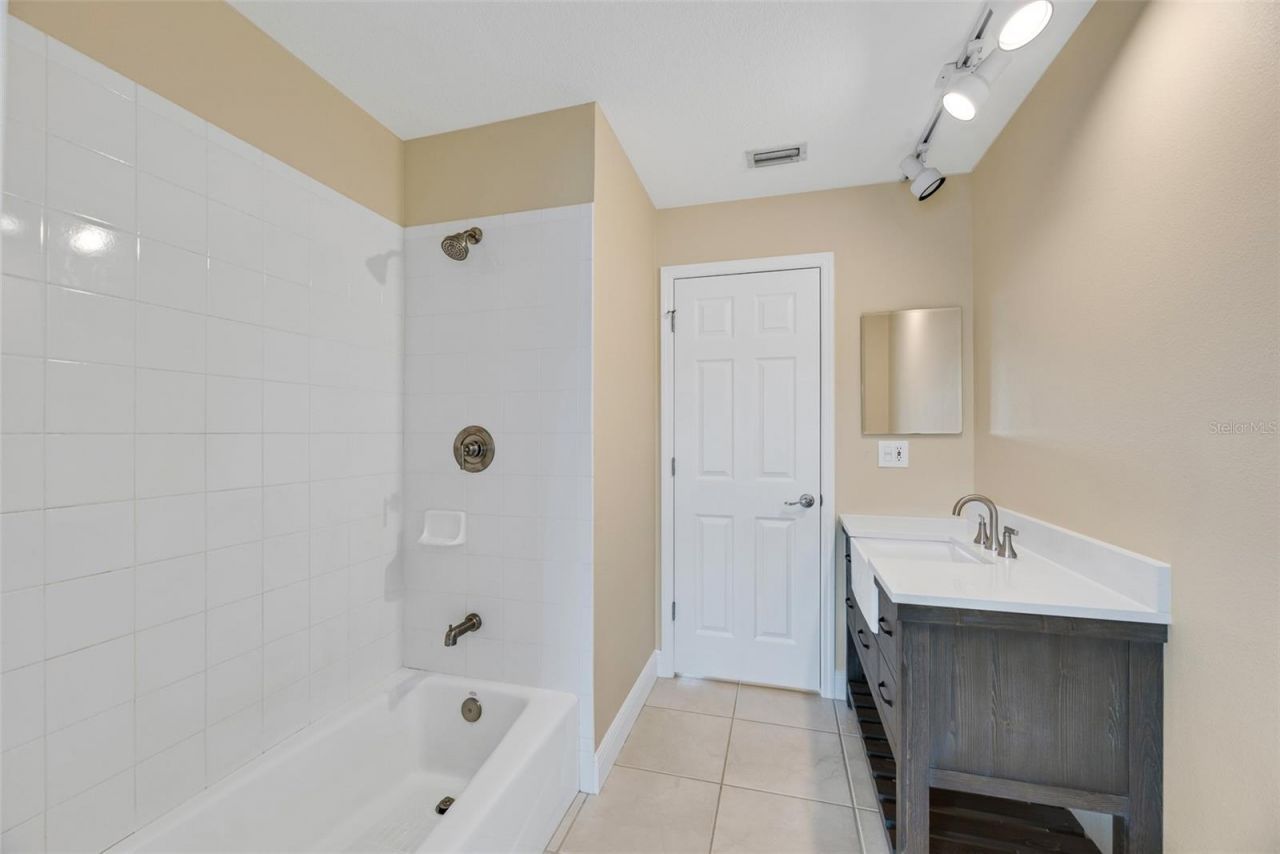 911 Silver Palm Way, Apollo Beach, FL 33572 Photo