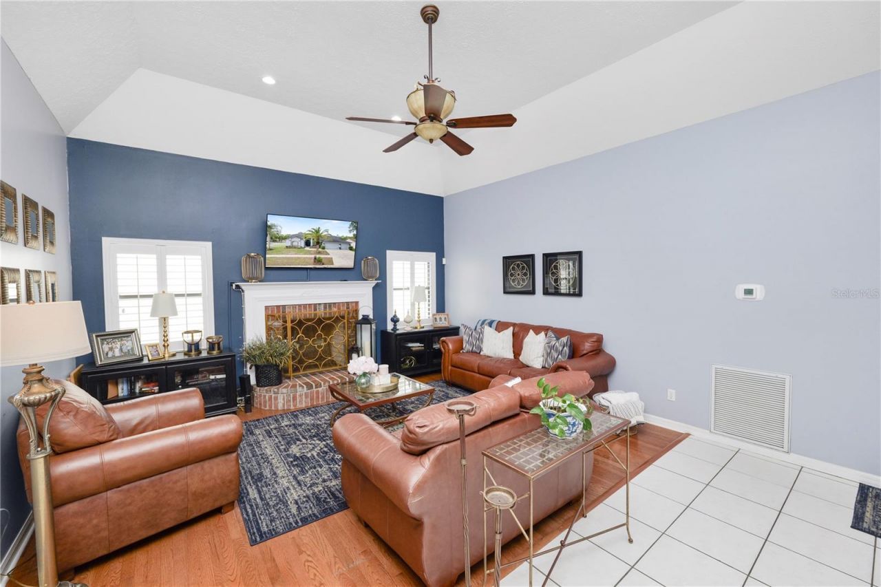 935 Balsamina Drive , Brandon, FL 33510 Photo