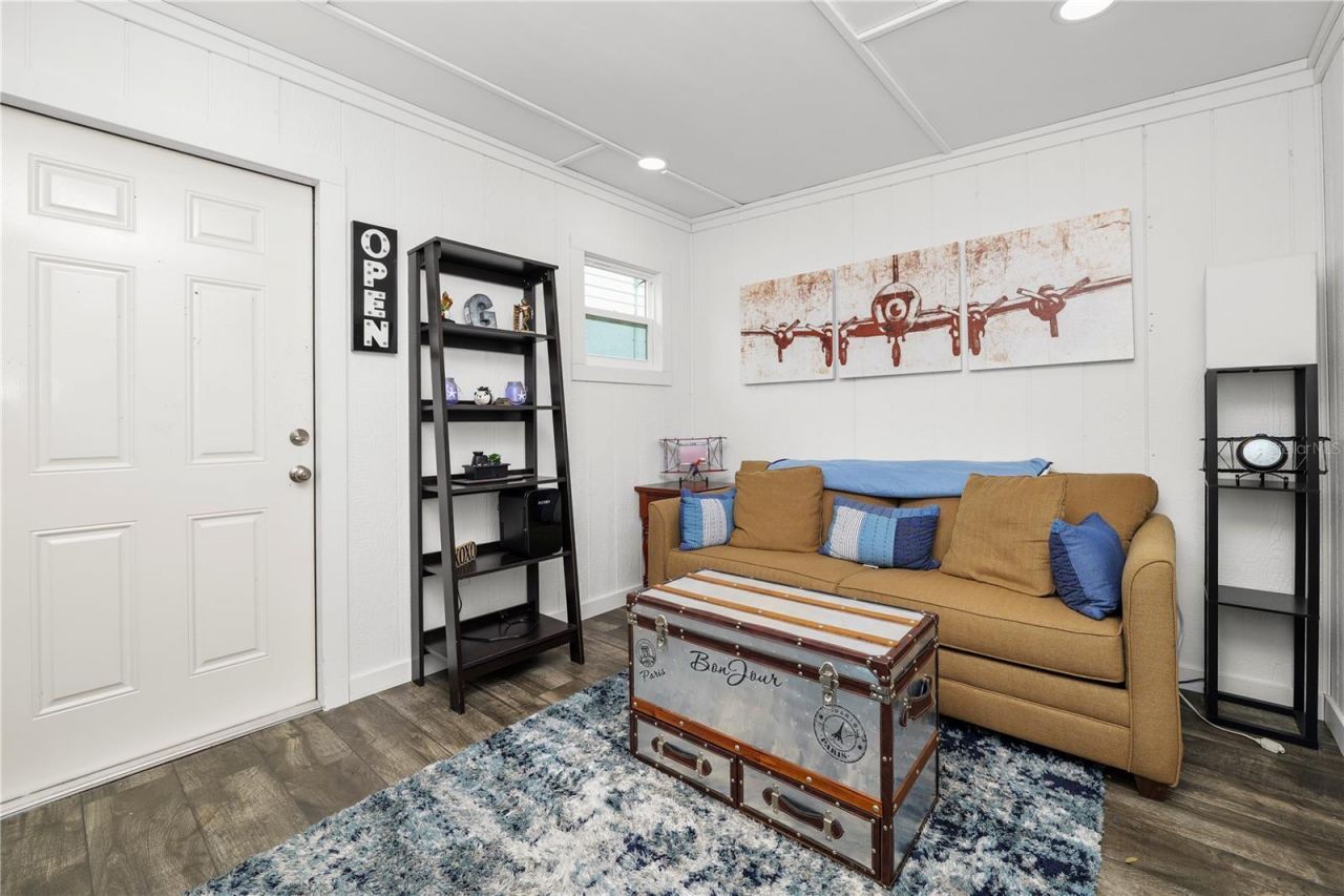 935 Balsamina Drive , Brandon, FL 33510 Photo