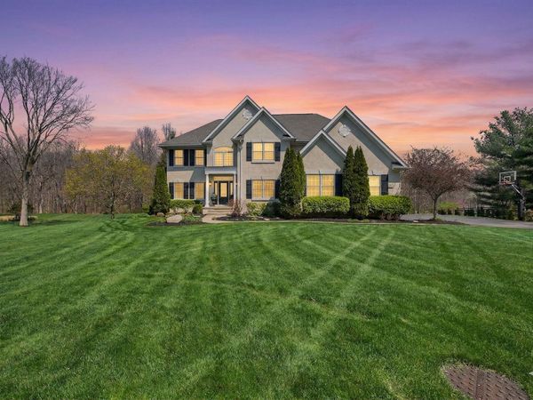 2478 Deseret Drive, Powell, OH 43065