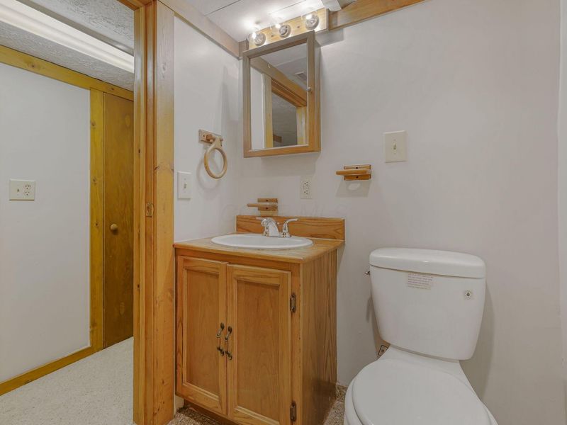 1219 E Locust Street, Lancaster, OH 43130 Photo 22