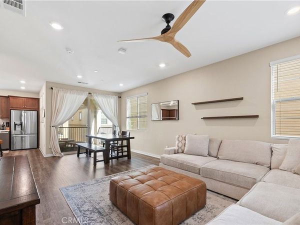 831 Wintergreen Way, Upland, CA 91786