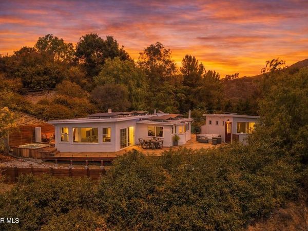 2016 Mount Prospect Drive, Topanga, CA 90290