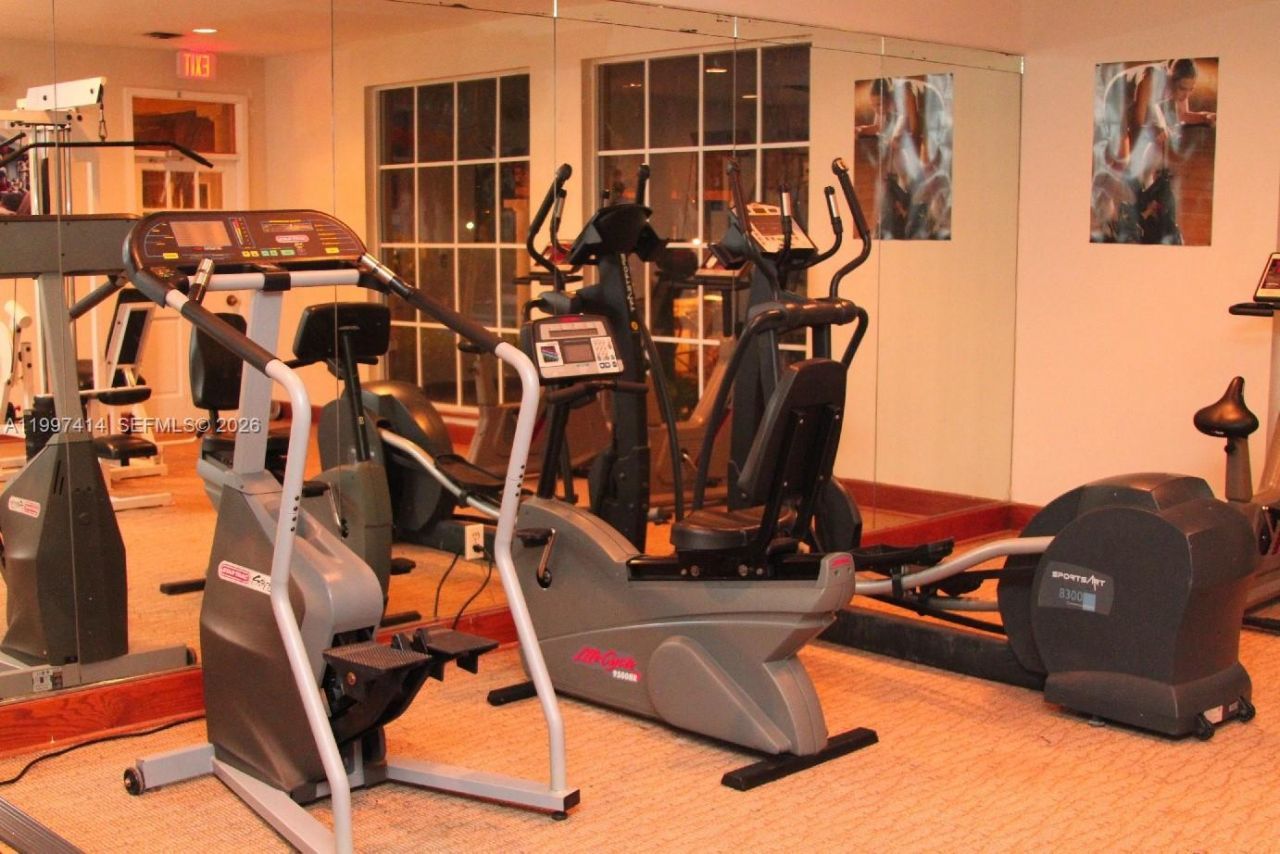 10725 Cleary Blvd, Unit 211, Plantation, FL 33324 Photo