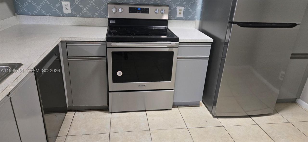 8901 Wiles Rd, Unit 303, Coral Springs, FL 33067 Photo