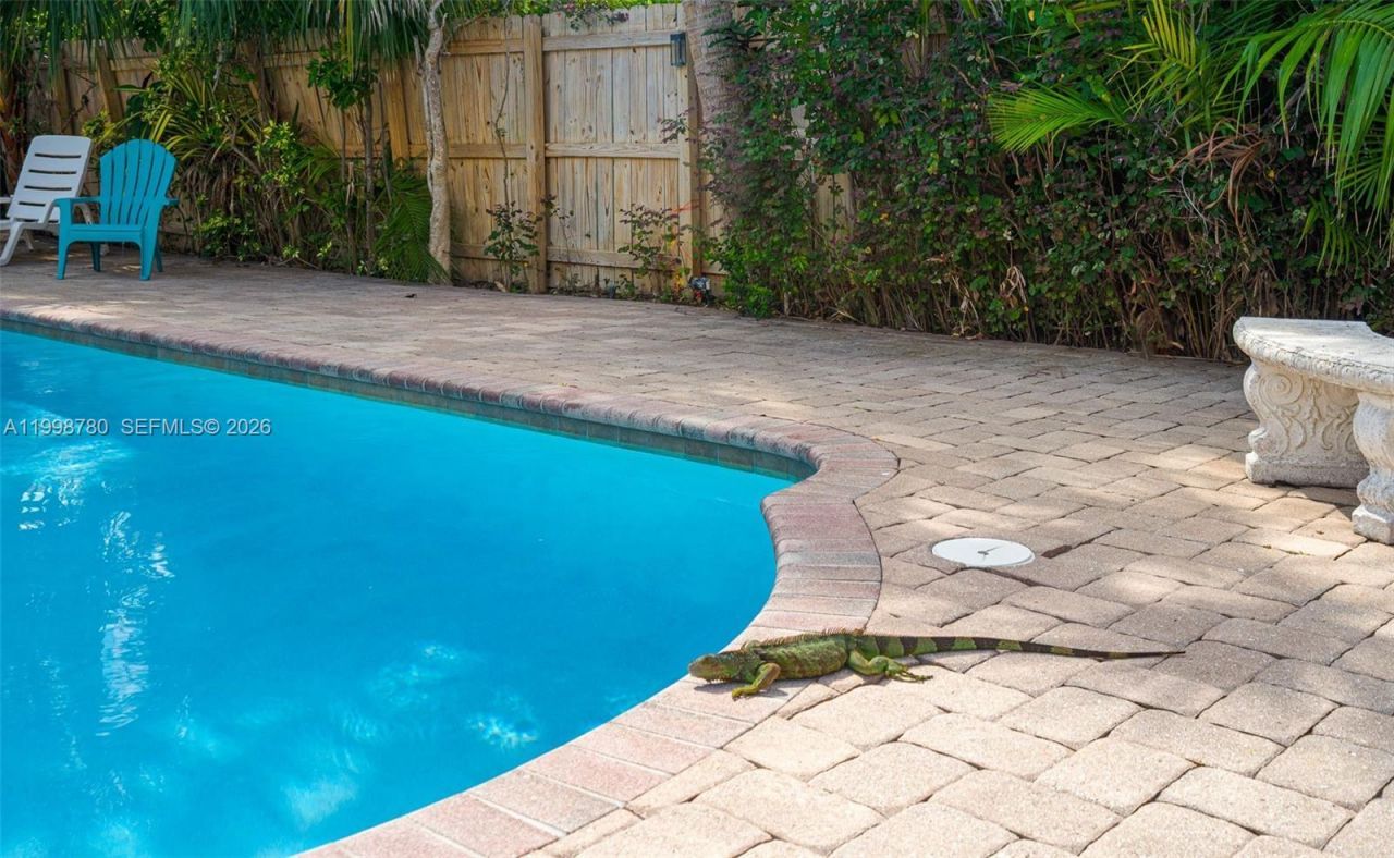 2033 NE 33rd Ave, Unit 2, Fort Lauderdale, FL 33305 Photo