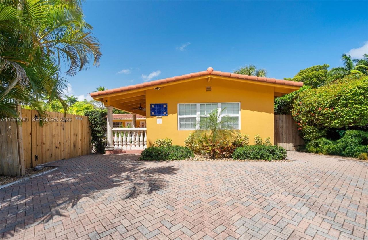 2033 NE 33rd Ave, Unit 2, Fort Lauderdale, FL 33305 Photo