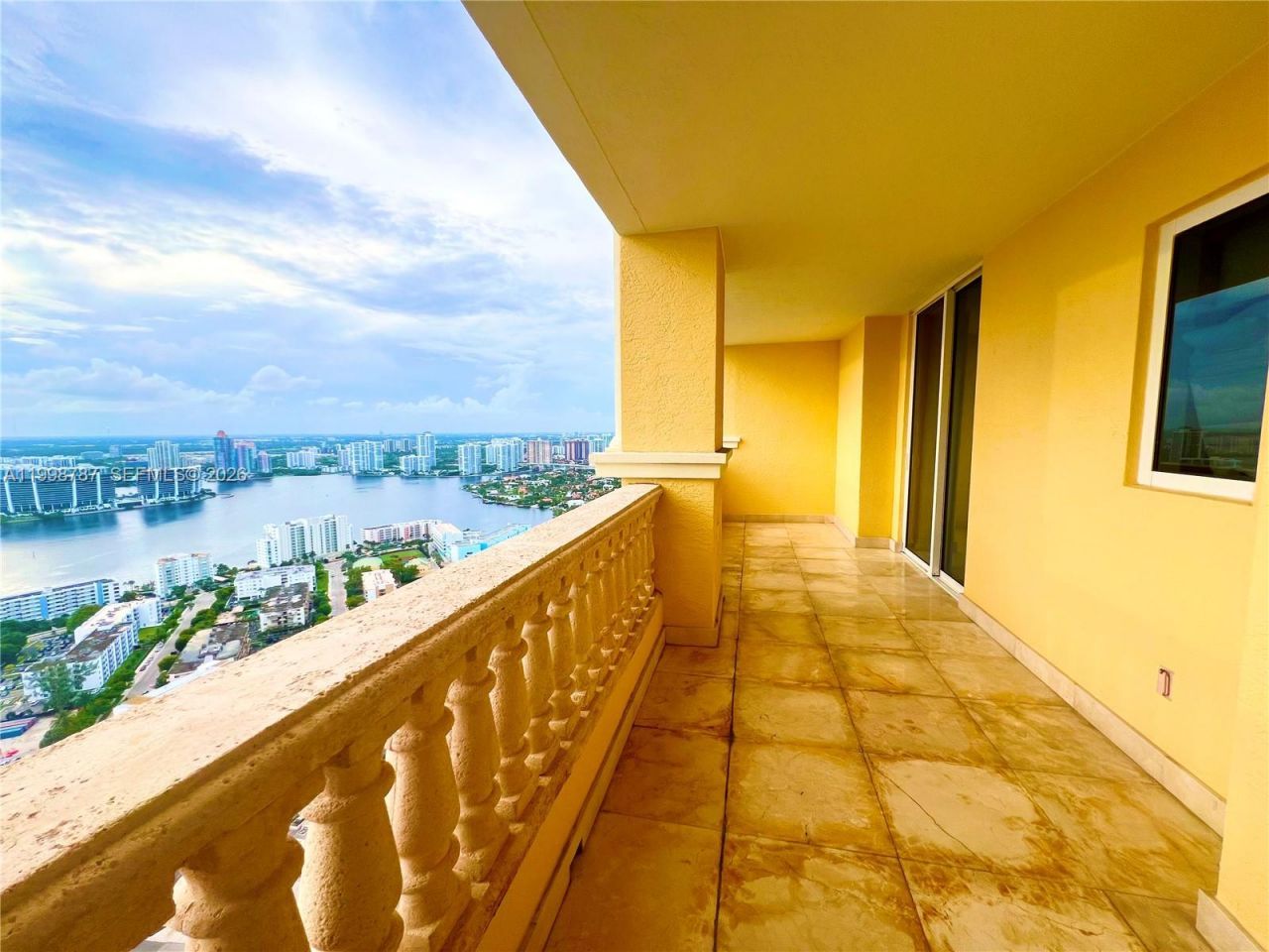 17875 Collins Ave , Unit 4305, Sunny Isles Beach, FL 33160 Photo
