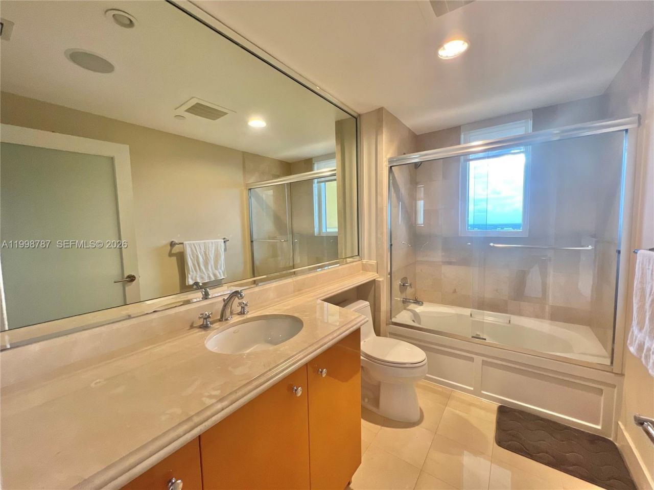17875 Collins Ave , Unit 4305, Sunny Isles Beach, FL 33160 Photo