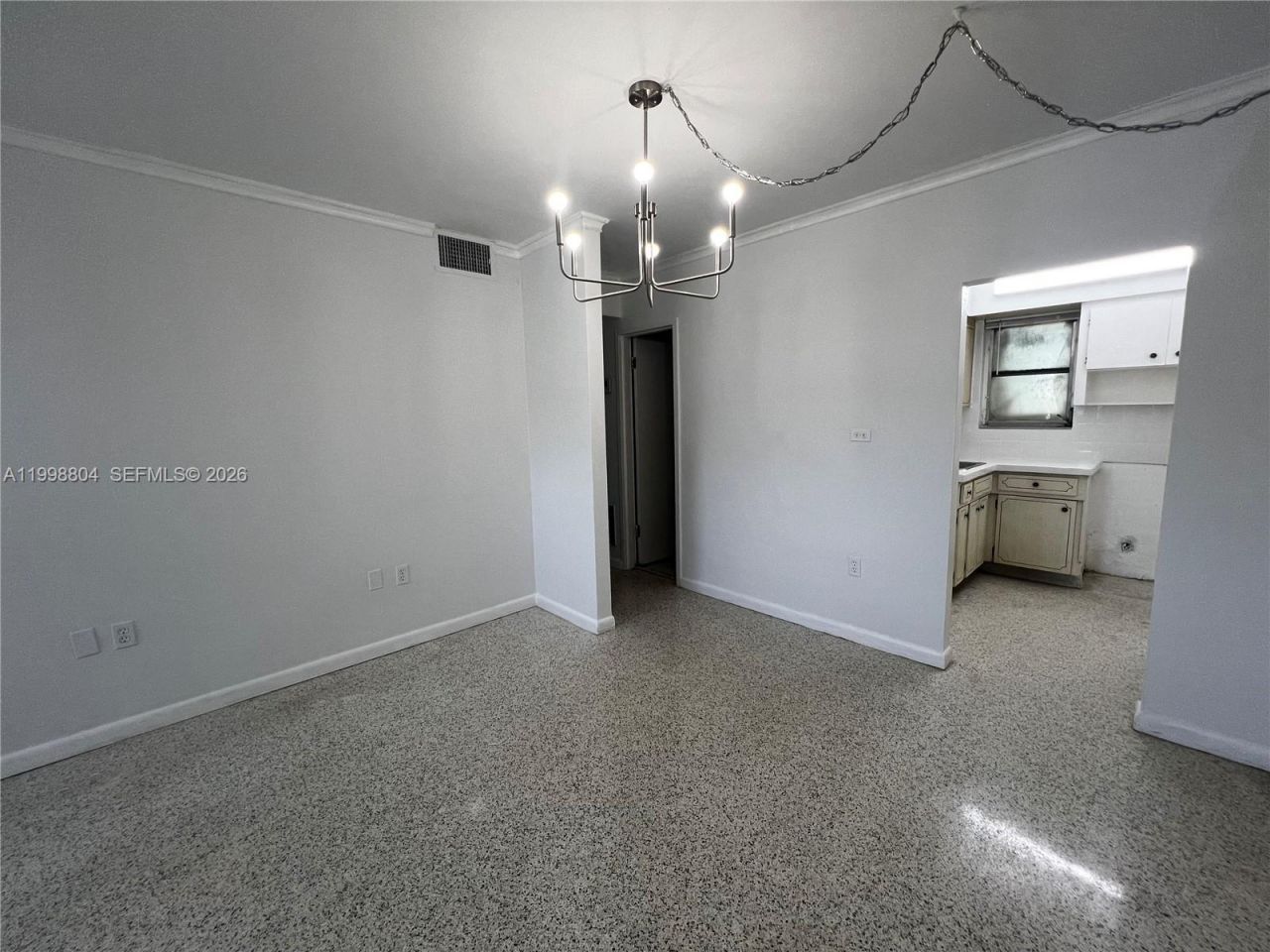 675 SW 7th Ave, Unit 11, Miami, FL 33130 Photo