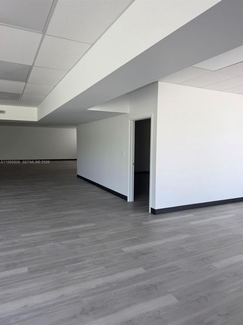 2876 E Oakland Park Blvd, Fort Lauderdale, FL 33306 Photo