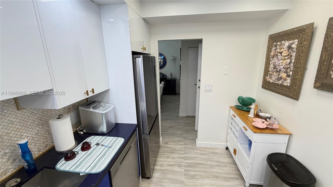 1965 S Ocean Dr, Unit 5D, Hallandale Beach, FL 33009 Photo