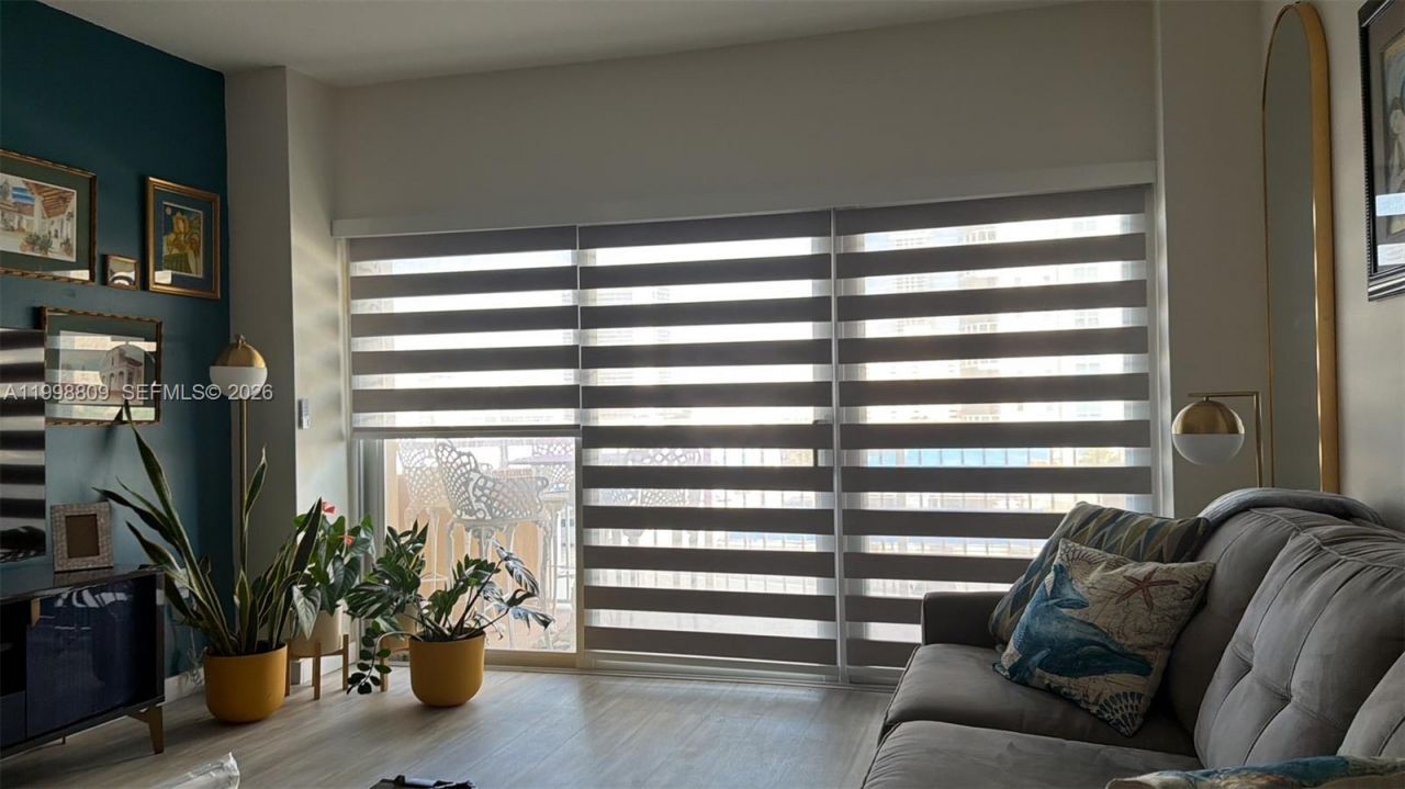 1965 S Ocean Dr, Unit 5D, Hallandale Beach, FL 33009 Photo