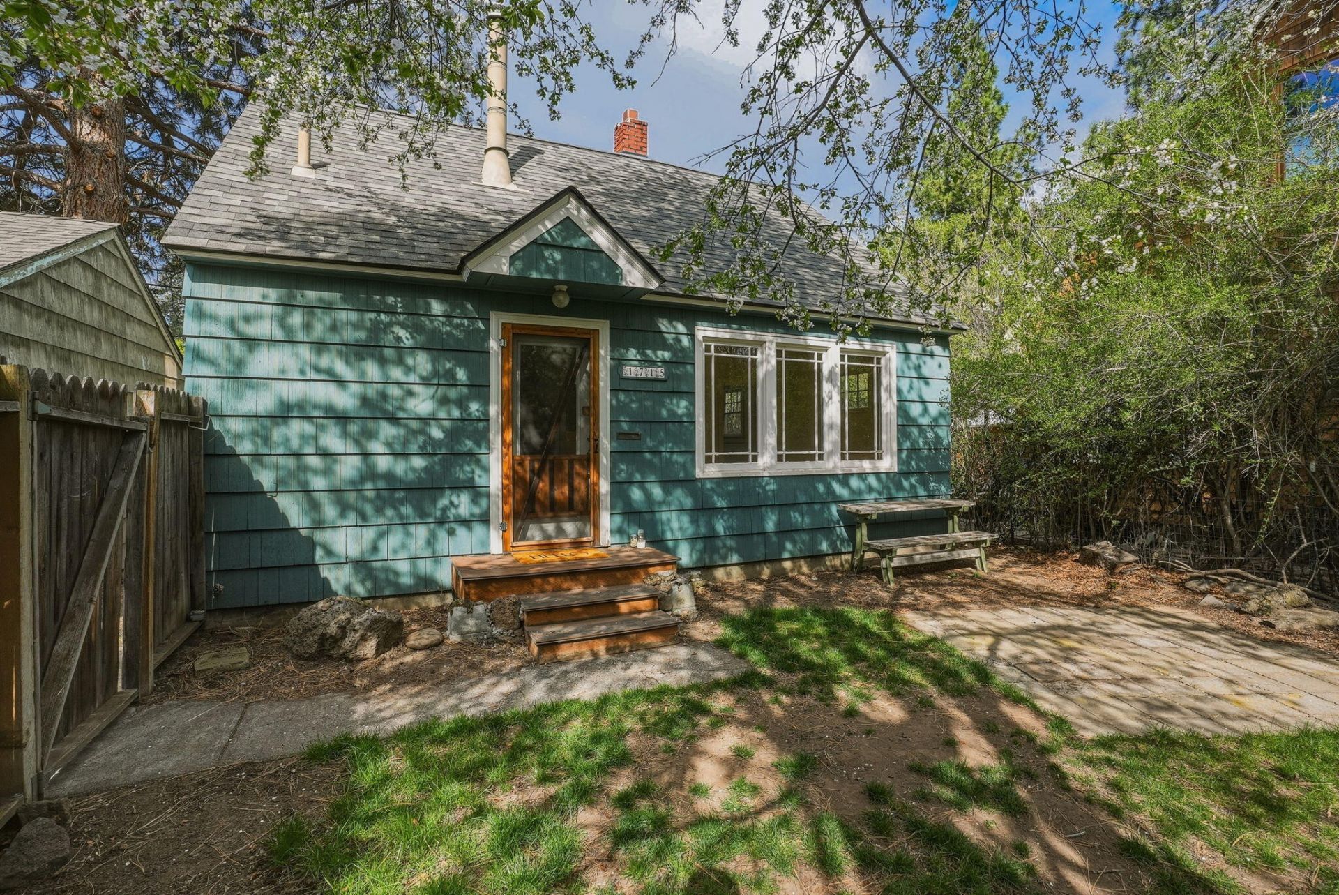 1715 NW 1st Street, Bend, OR 97703 Main Photo