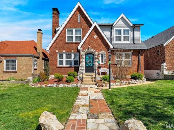 5753 Lindenwood Avenue, St Louis, MO 63109
