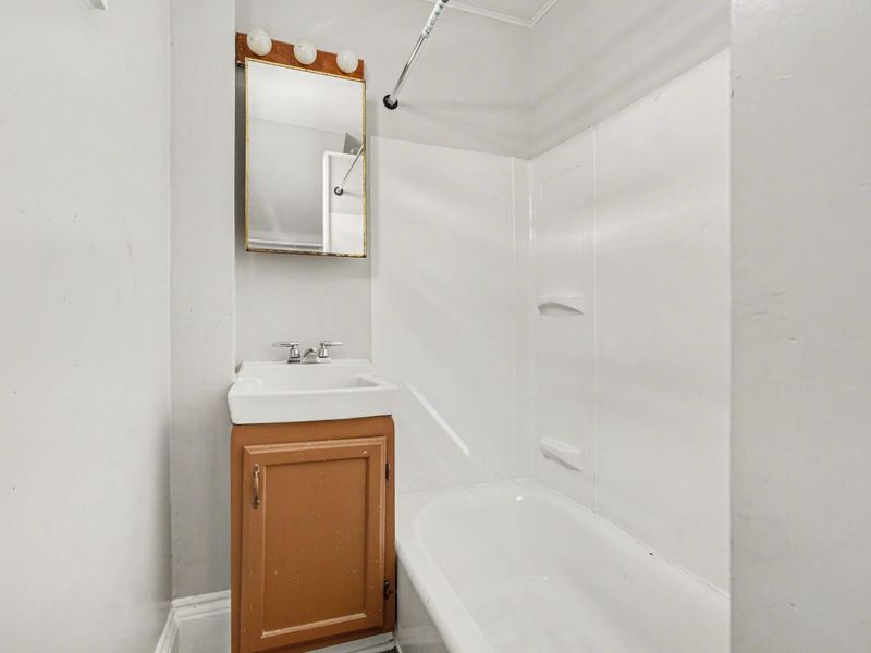 629 W 11th Street, Covington, KY 41011 Photo 12