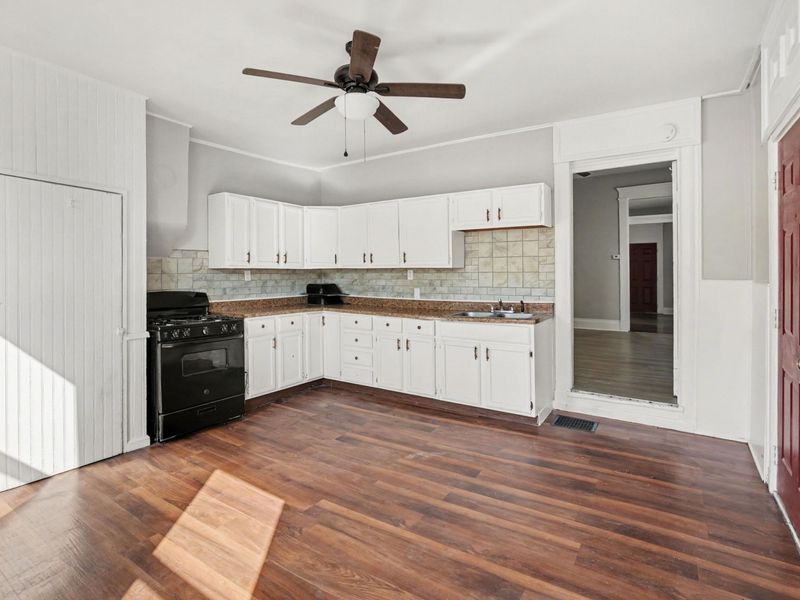 629 W 11th Street, Covington, KY 41011 Photo 6