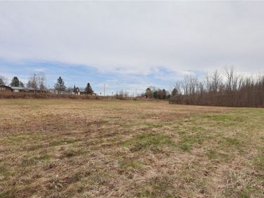 N Railroad Street, Parish, NY 13131