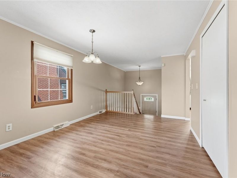 208 Bonnett Street SW, North Canton, OH 44720 Photo 10