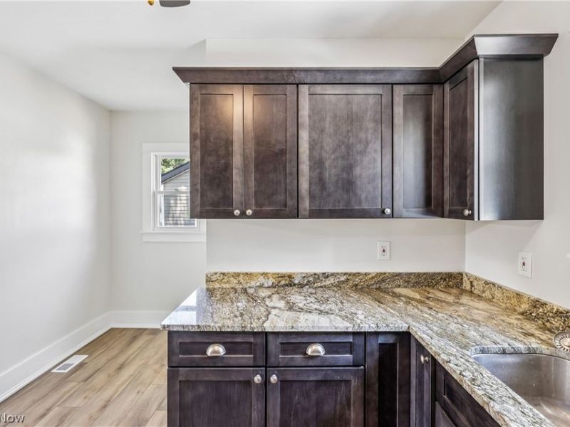 1551 Preston Avenue, Akron, OH 44305 Photo 20