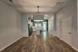 320 Spindlewood Way photo 4