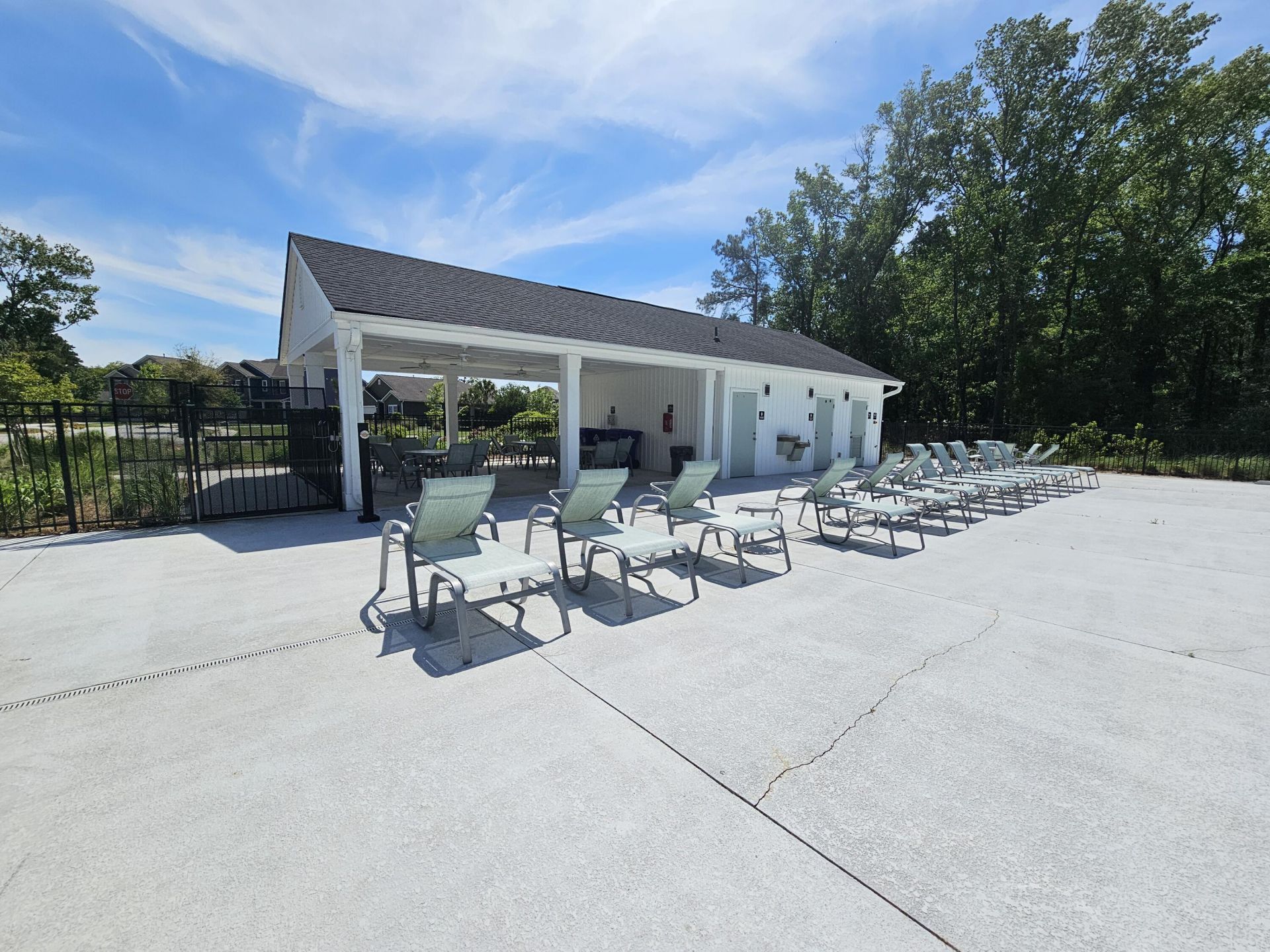 320 Spindlewood Way Photo 32