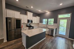 320 Spindlewood Way photo 4