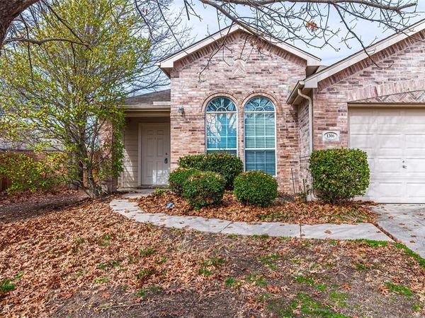 1306 Vireo Court, Aubrey, TX 76227