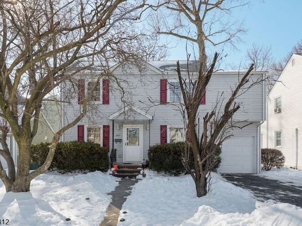 1617 Westover Rd, Linden, NJ 07036