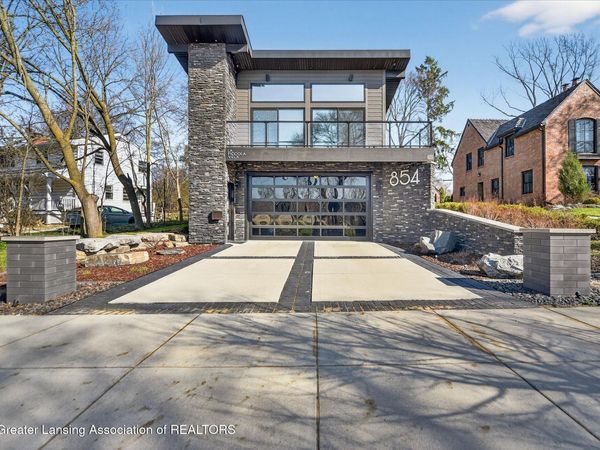 854 Touraine Avenue, East Lansing, MI 48823