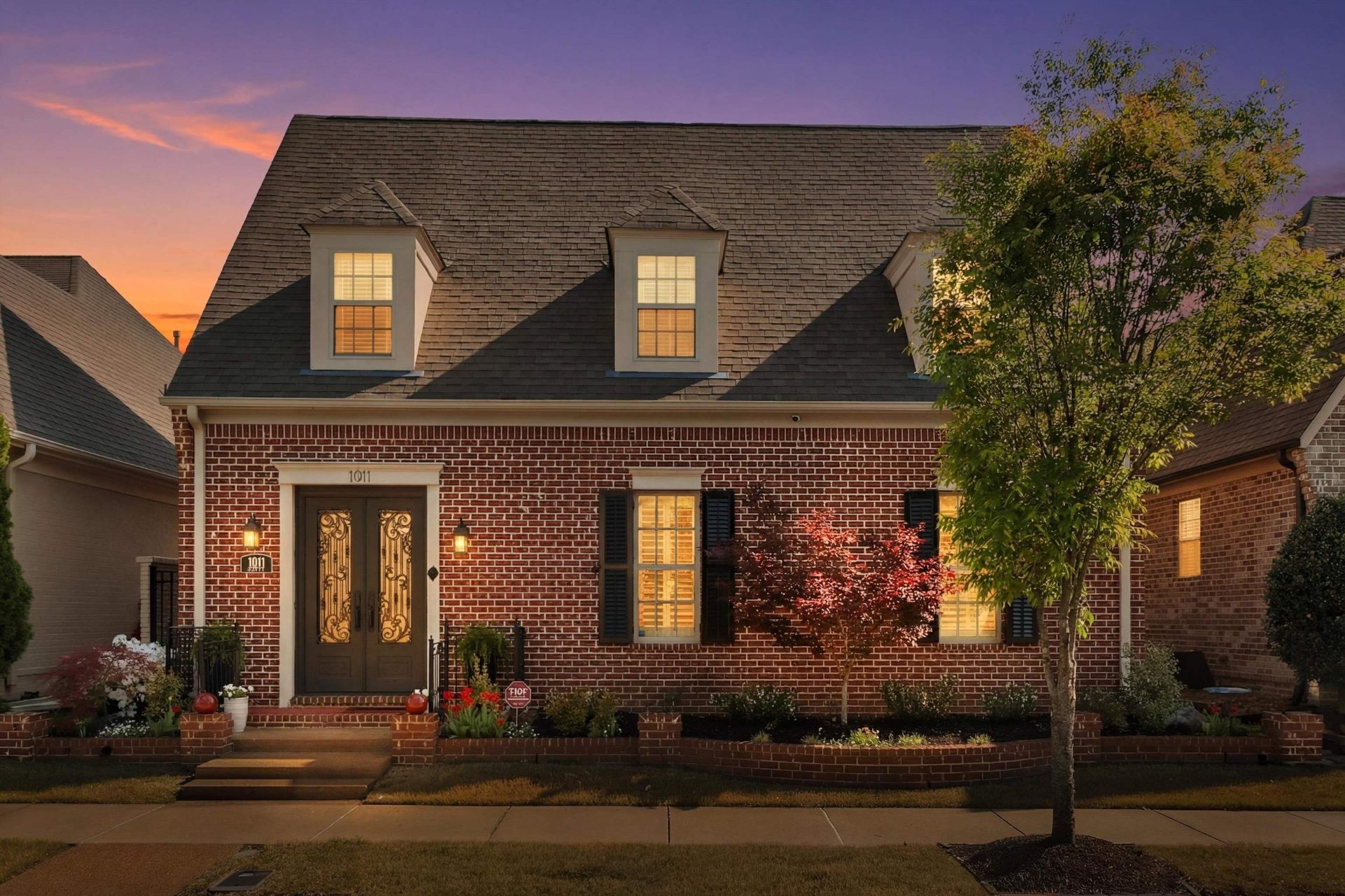 1011 OSTLERS WAY DR Collierville, TN 38017