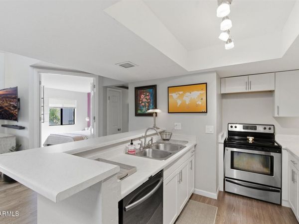 2935 N 68TH Street, Unit 214, Scottsdale, AZ 85251
