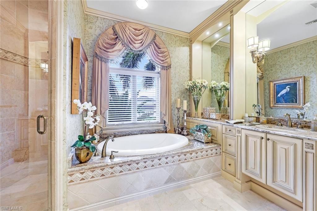 580 S Heathwood Dr , Marco Island, FL 34145 Photo