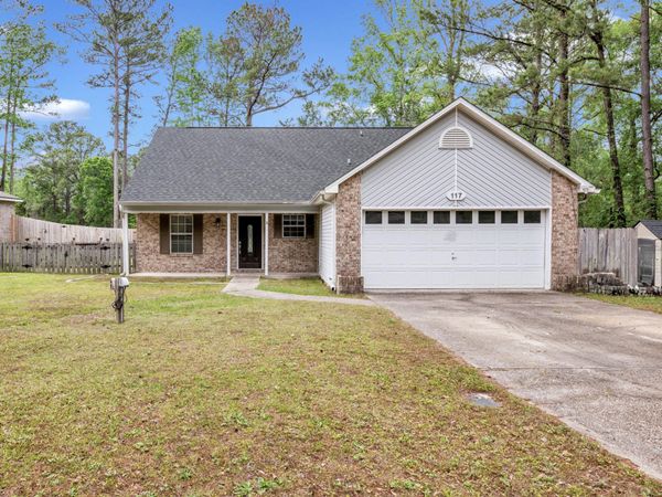 117 Fairway Drive, Crestview, FL 32536