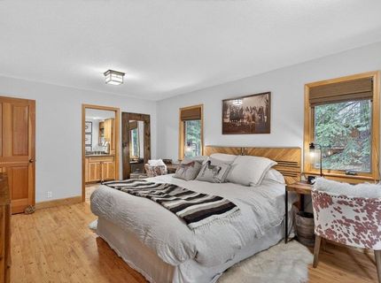 12442 Saint Bernard Drive, Truckee, CA 96161 Photo