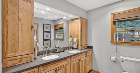 12442 Saint Bernard Drive, Truckee, CA 96161 Photo