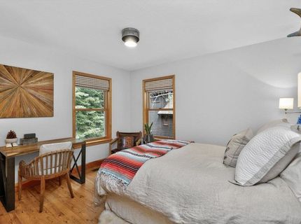 12442 Saint Bernard Drive, Truckee, CA 96161 Photo