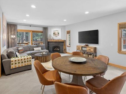 12442 Saint Bernard Drive, Truckee, CA 96161 Photo