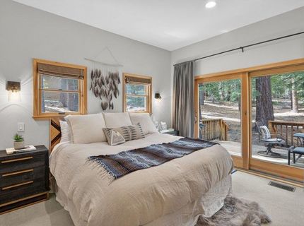 12442 Saint Bernard Drive, Truckee, CA 96161 Photo